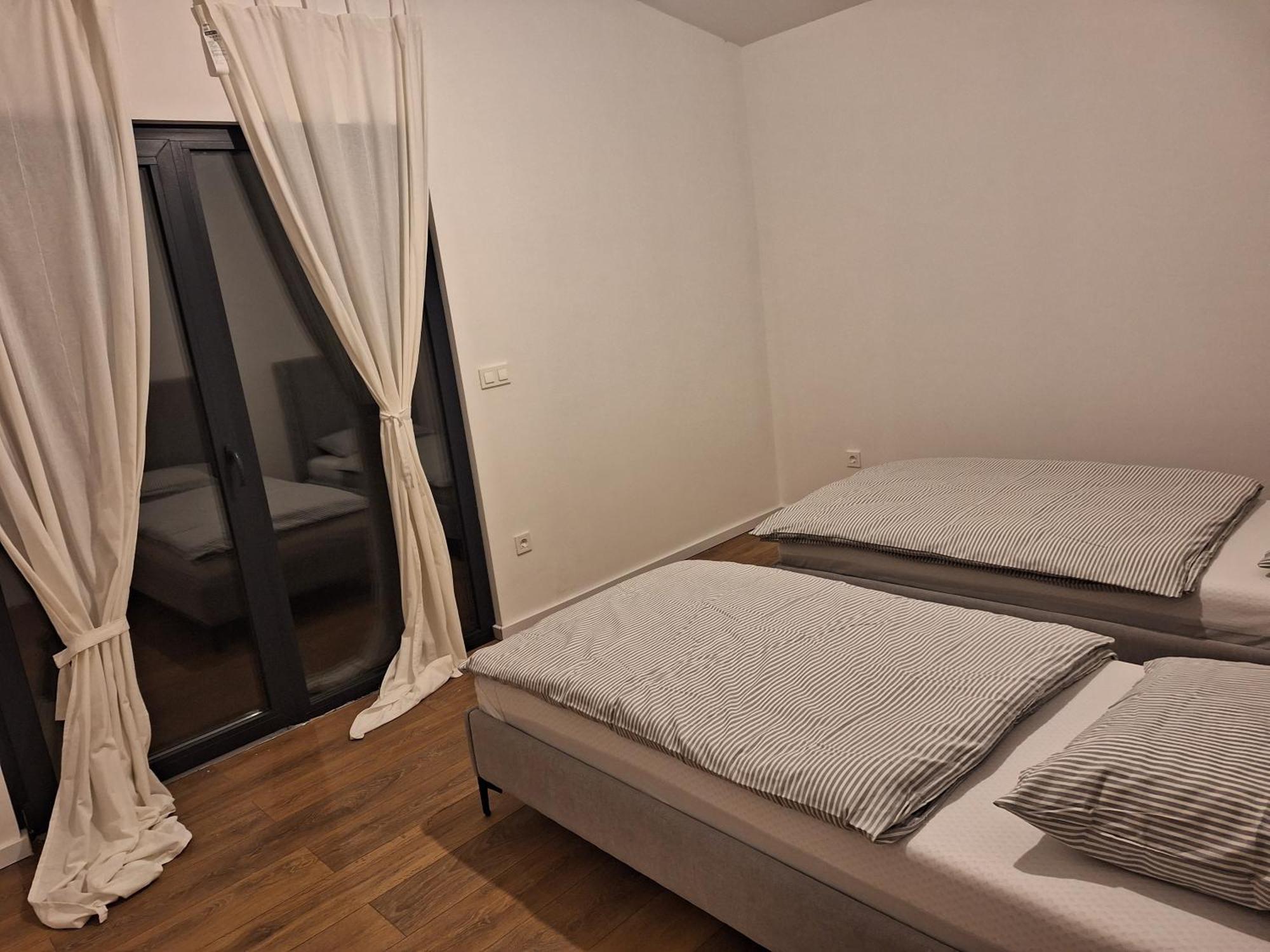 Farah Superior Apartments Bihać Rum bild