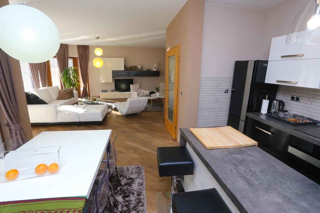 Farah Superior Apartments Bihać Exteriör bild