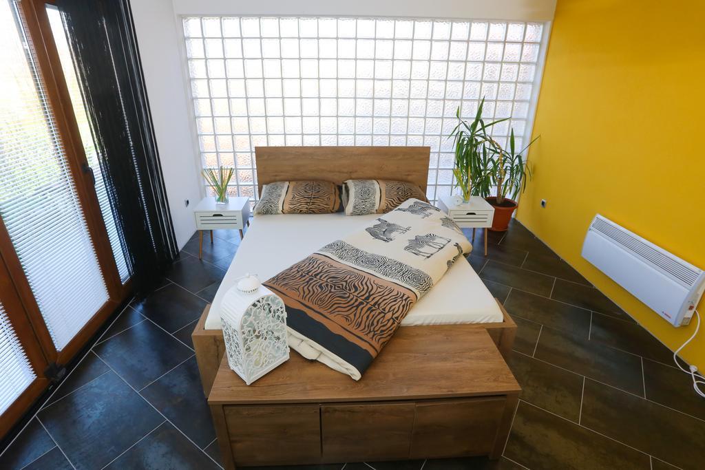 Farah Superior Apartments Bihać Exteriör bild